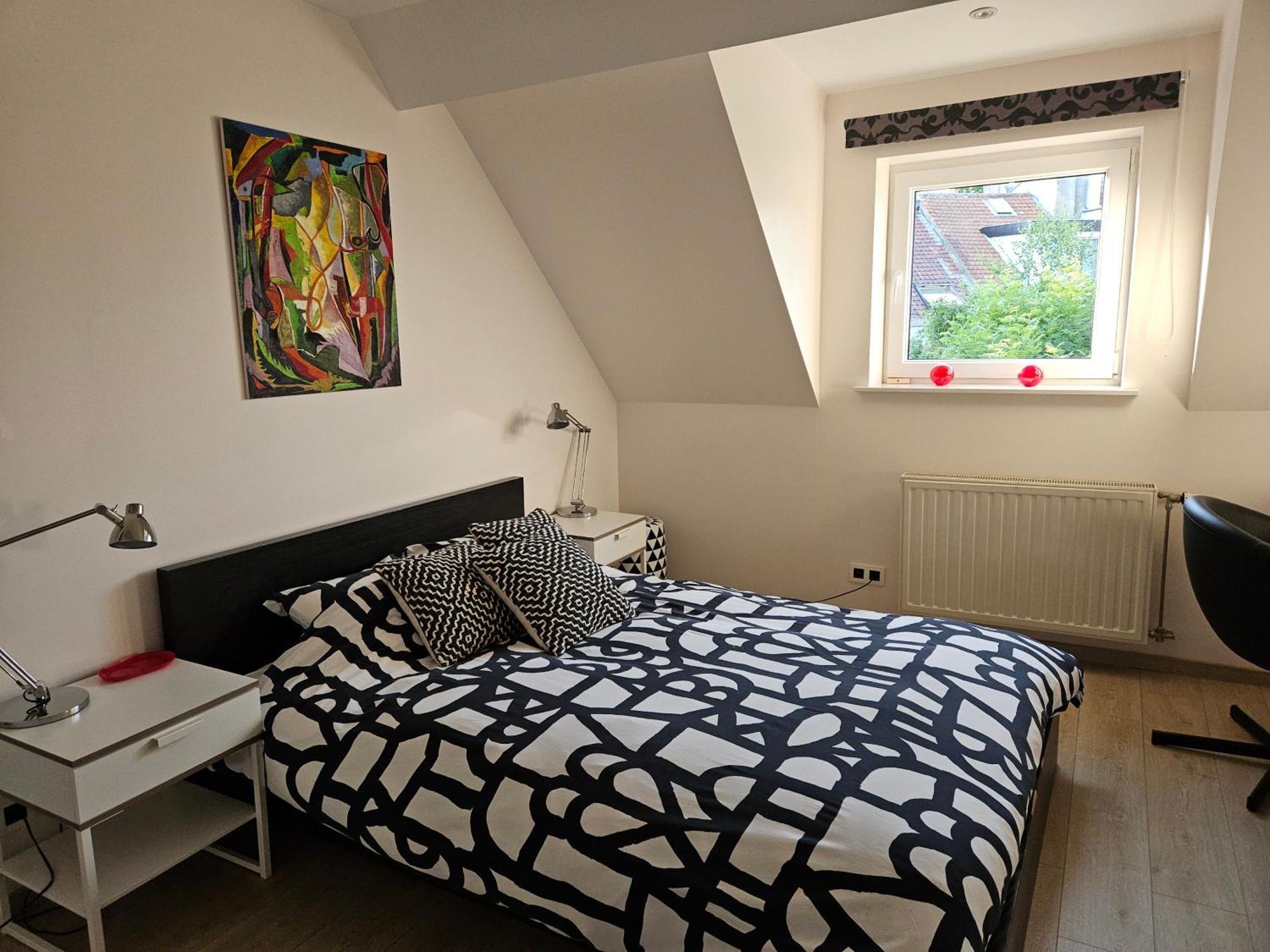 Modern Duplex With Garden Lägenhet Bryssel Exteriör bild